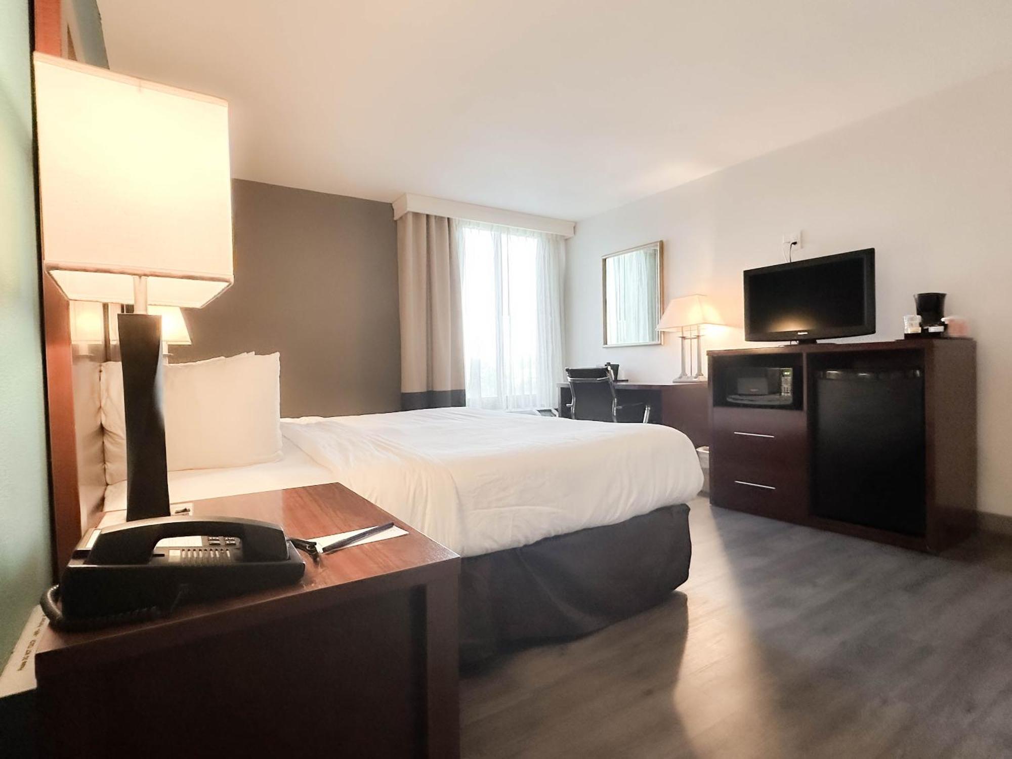 Comfort Inn & Suites Kissimmee By The Parks Four Corners Екстер'єр фото